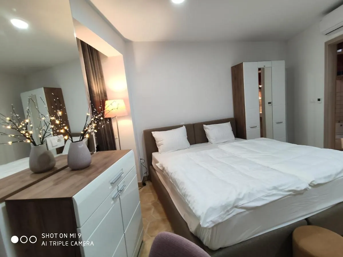 Aparthotel Cross Street 4 Gostinjska kuća Ljubljana